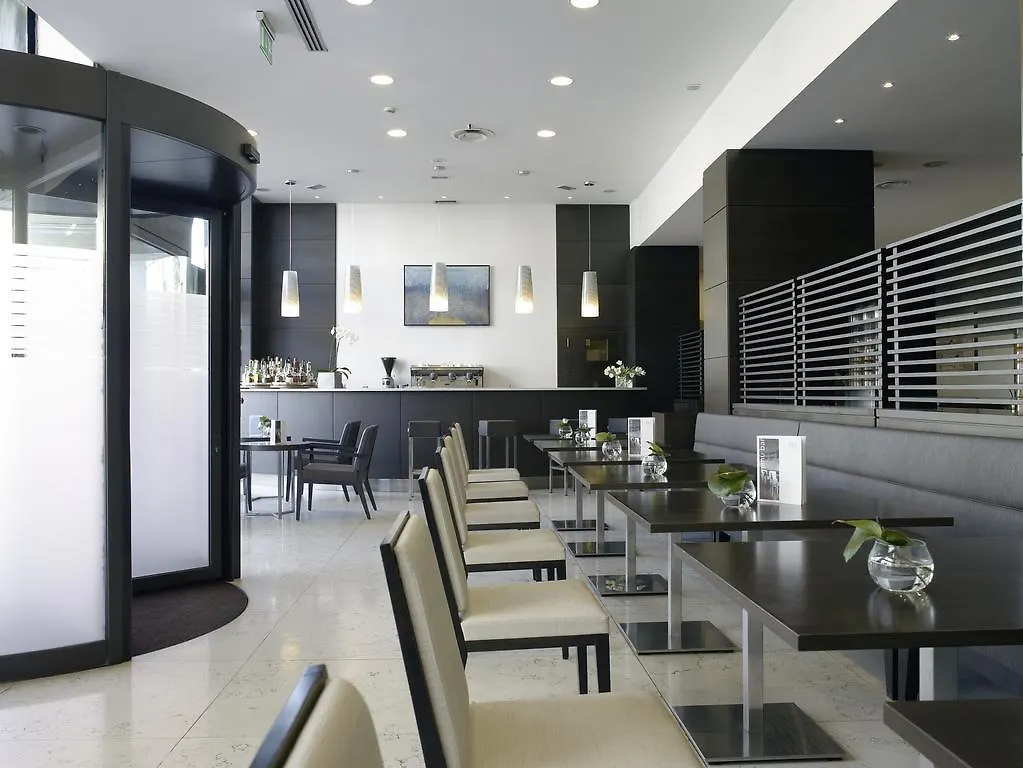 Hotel Nh Collection Porta Nuova Mailand 4*,